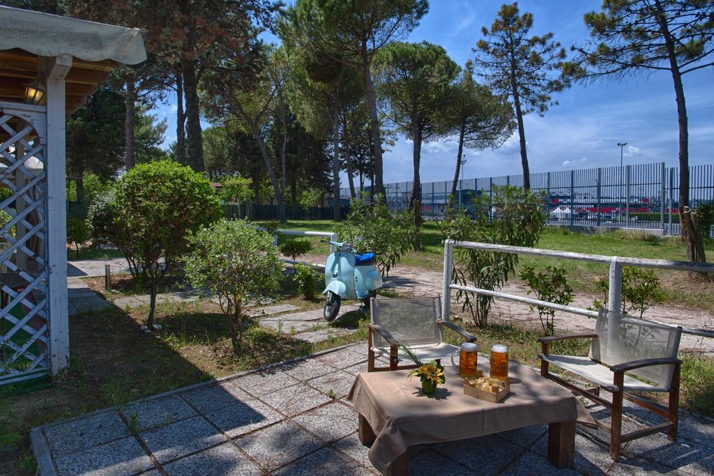 Locanda San Biagio Misano Adriatico Exterior foto