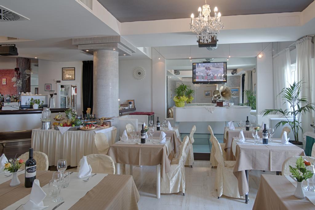 Locanda San Biagio Misano Adriatico Exterior foto