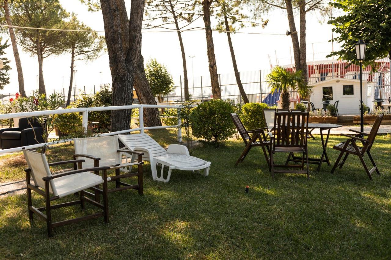 Locanda San Biagio Misano Adriatico Exterior foto